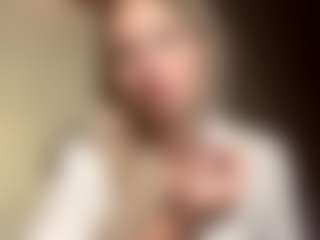 RemediosHinegardner's Live Sex Cam Show