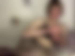 sofiesoft77's Live Sex Cam Show