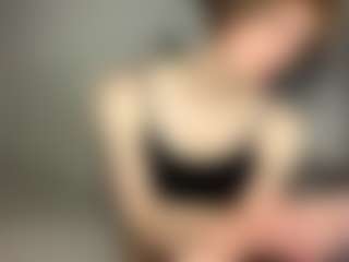 Live cam show with sofiesoft77 - Orgasm on Camsoda