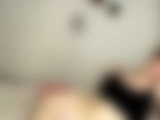 sofiesoft77's Live Sex Cam Show