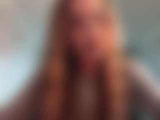 Live cam show with Zemorranea - New Teen (18+) on friskycurves.com