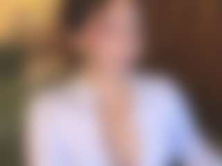 Live cam show with Attenea - Colombia on Camsoda