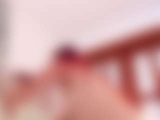 Live cam show with Kylie-Fox - Facial Piercings on StripNow