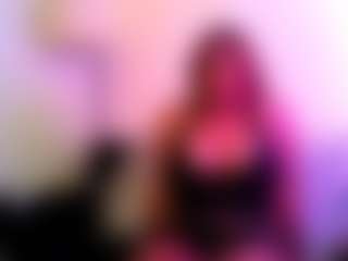 yourluvsam's Live Sex Cam Show