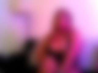 yourluvsam's Live Sex Cam Show