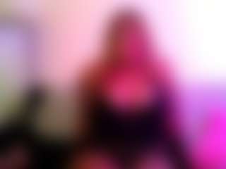 yourluvsam's Live Sex Cam Show