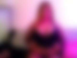 yourluvsam's Live Sex Cam Show