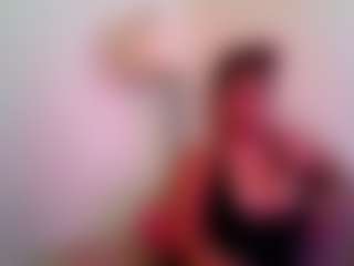 yourluvsam's Live Sex Cam Show