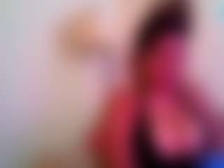 yourluvsam's Live Sex Cam Show