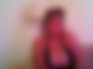 yourluvsam's Live Sex Cam Show