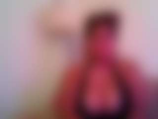 yourluvsam's Live Sex Cam Show