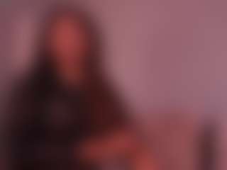 Live cam show with Aria - Black Petite on sexylive.show