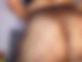 CurvyBombom's Live Sex Cam Show