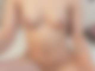 Show de cam en vivo con Evonny-Becker - Skinny en Camsoda