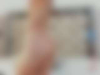 Live cam show with Evonny-Becker - Deepthroat on Camsoda