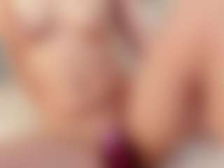 Evonny-Becker's Live Sex Cam Show