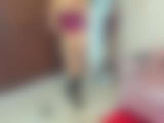 Live cam show with georginamarini - New Brown Eyes on Soda Cam