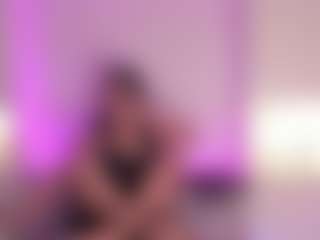 JessieHolland's Live Sex Cam Show
