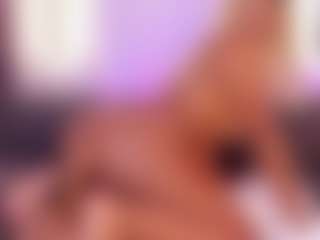Live cam show with karol-white - Mask on xDating