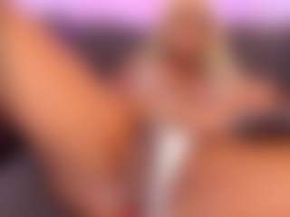 karol-white's Live Sex Cam Show