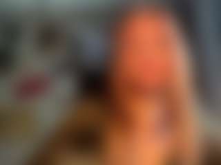 Live cam show with KyleeLeash - Flirt MILF on camwithhim.com