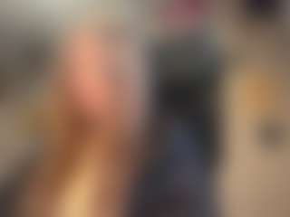 KyleeLeash's Live Sex Cam Show
