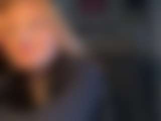 Live cam show with KyleeLeash - New Squirt on Milfs Live