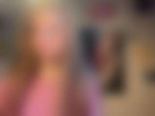 Show de câmera ao vivo com KyleeLeash - College Big Tits no Camsoda
