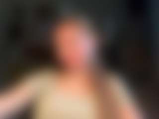 Live cam show with KyleeLeash - Indian Petite on Hubzter Live | finland