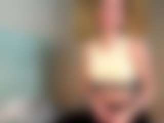 KyleeLeash's Live Sex Cam Show