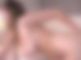 MaileBroeker's Live Sex Cam Show
