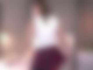 Live cam show with MaileBroeker - MILF Teen (18+) on Hubzter Live