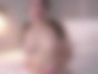 MaileBroeker's Live Sex Cam Show