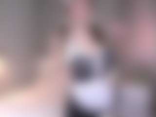 Live cam show with MaileBroeker - Curvy Teen (18+) on Stripli.com
