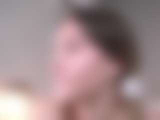 MaileBroeker's Live Sex Cam Show