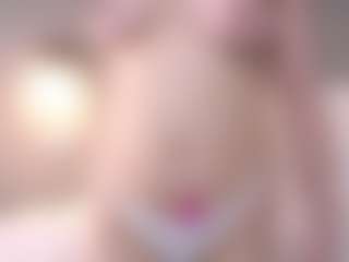 MaileBroeker's Live Sex Cam Show
