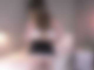 Live cam show with MaileBroeker - Teen (18+) on UwU Esports