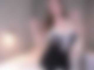 MaileBroeker's Live Sex Cam Show