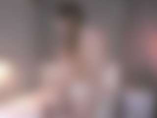 MaileBroeker's Live Sex Cam Show
