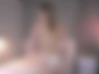 MaileBroeker's Live Sex Cam Show