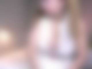 MaileBroeker's Live Sex Cam Show