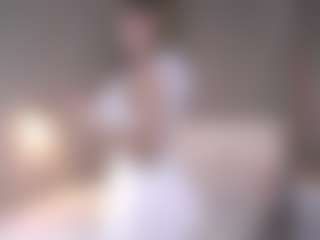 Live cam show with MaileBroeker - Big Tits MILF on Soda Cam