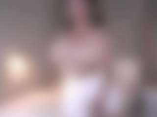 MaileBroeker's Live Sex Cam Show