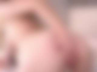 MaileBroeker's Live Sex Cam Show