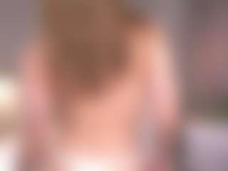 MaileBroeker's Live Sex Cam Show