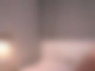 MaileBroeker's Live Sex Cam Show