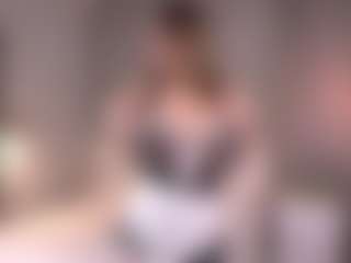 MaileBroeker MILF webcam performer live streaming