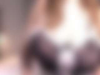MaileBroeker's Live Sex Cam Show