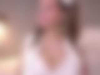 MaileBroeker's Live Sex Cam Show