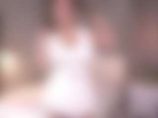 Live cam show with MaileBroeker - Redbone on galaxygirlnitro.com
